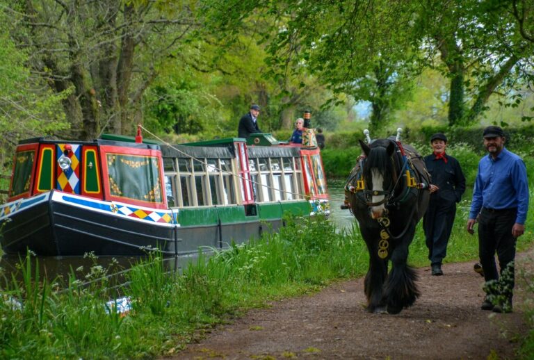 Third generation of family takes reins of iconic Tiverton canal barge