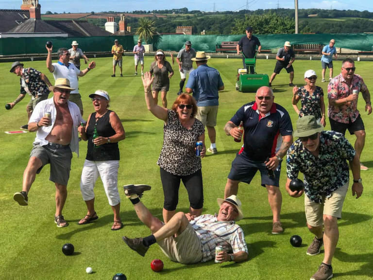Bowls club booze bid sparks neighbour backlash over noise fears