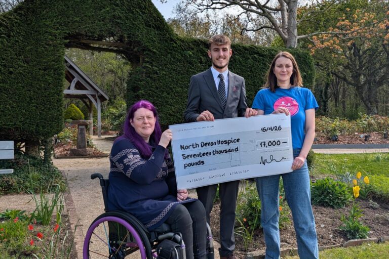 Hospice boosted by £17,000 donation from crematorium recycling scheme