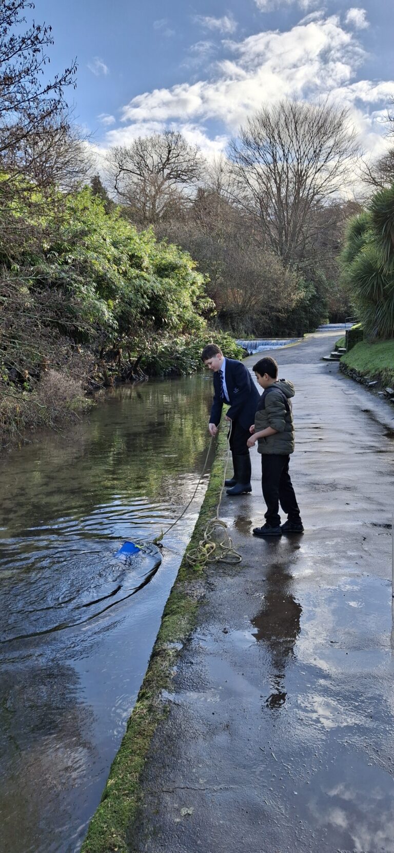 Ilfracombe pupils become citizen scientists to safeguard rivers