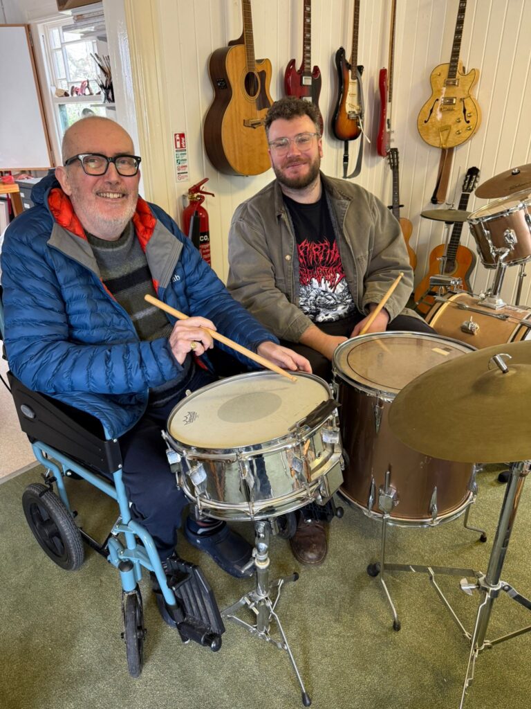 Heartbreaking story shows power of music in final days of life