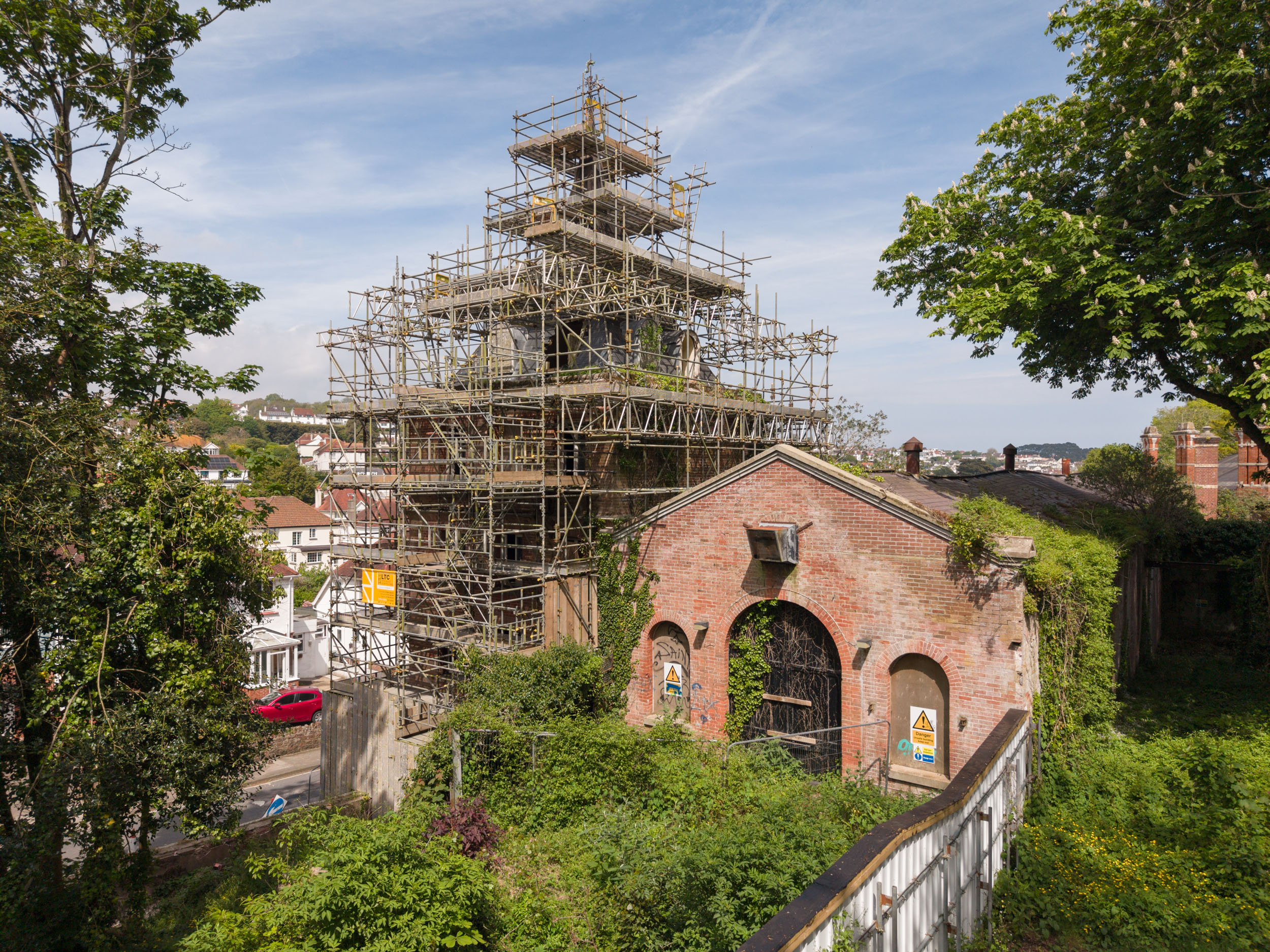 Fresh cash boost handed to save crumbling Oldway Mansion tower