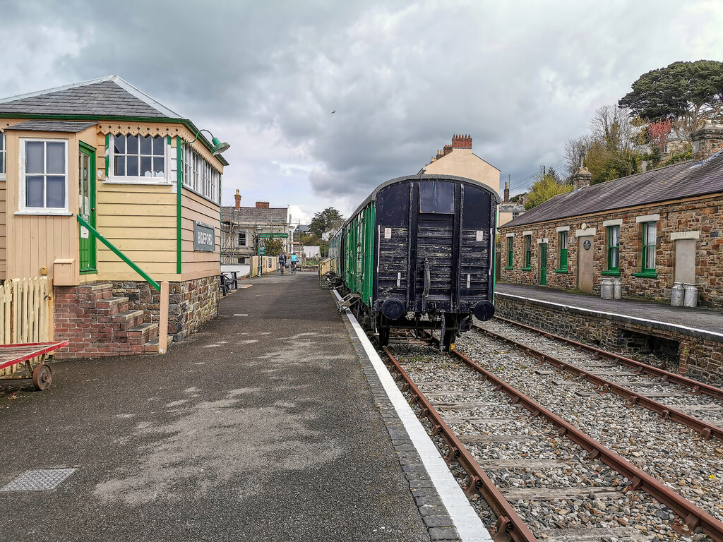 Torridge urged to back coaches over costly Bideford rail revival plan