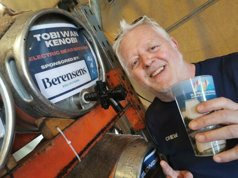 Thousands flock to Ilfracombe festival as charity total tops £35,000
